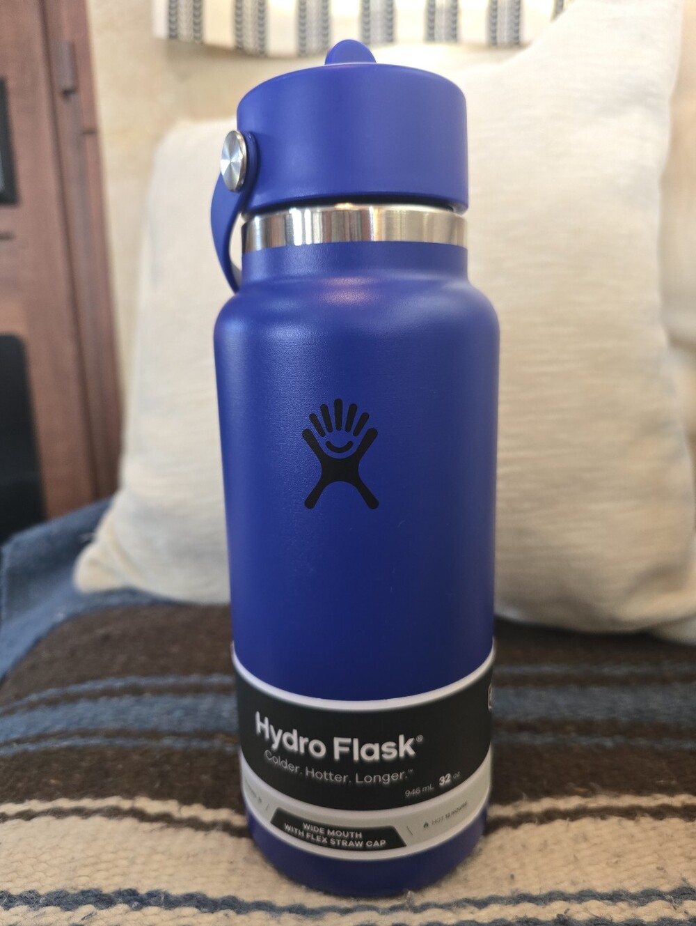 Hydro Flask Wide Mouth With Flex Straw Cap  32 Ounces - Brand New
